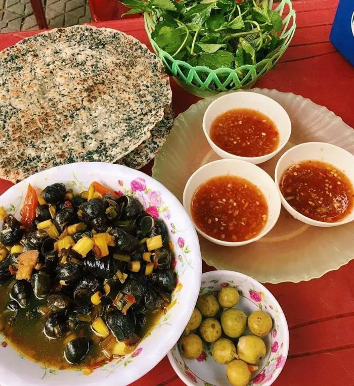 Ốc bà Liên - Quán ốc nổi tiếng Vinh