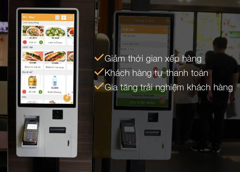 Khách hàng order trên máy Kiosk