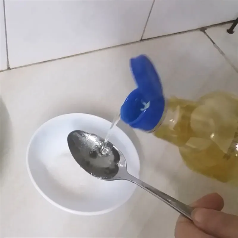 Bước 4 Pha nước cốt dừa Xôi dừa hạt sen