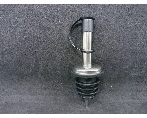 Vòi rót rượu có nắp đậy bảo quản hương vị