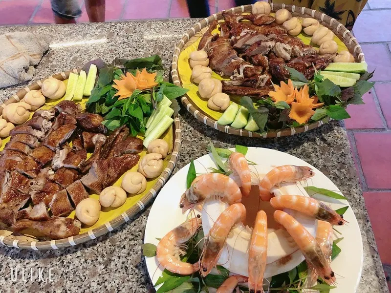 Các món ăn gia đình đậm đà tại quán