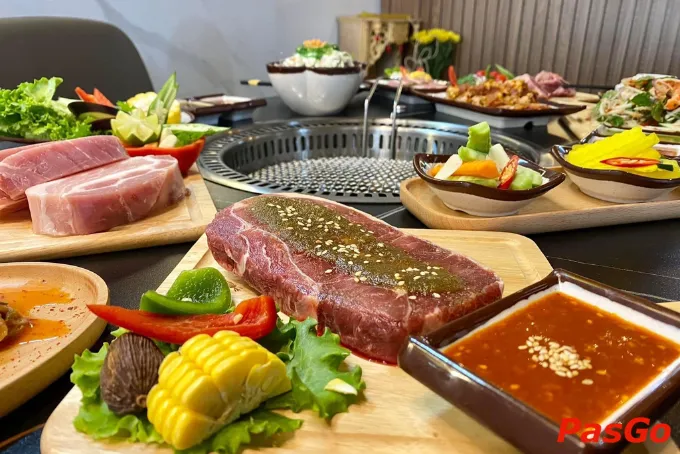 Buffet lẩu nướng tại quán ăn ngon Mộc Châu MeatMe