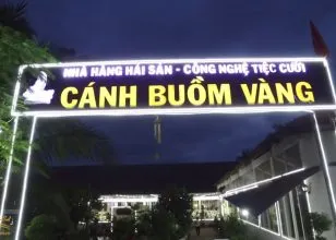 Cánh Buồm Vàng địa điểm ăn uống ở Mũi Né thích hợp cho đoàn khách du lịch