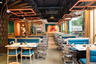 Thiết bị hấp thủy nhiệt hiện đại giúp giữ trọn vẹn hương vị tự nhiên của nguyên liệu