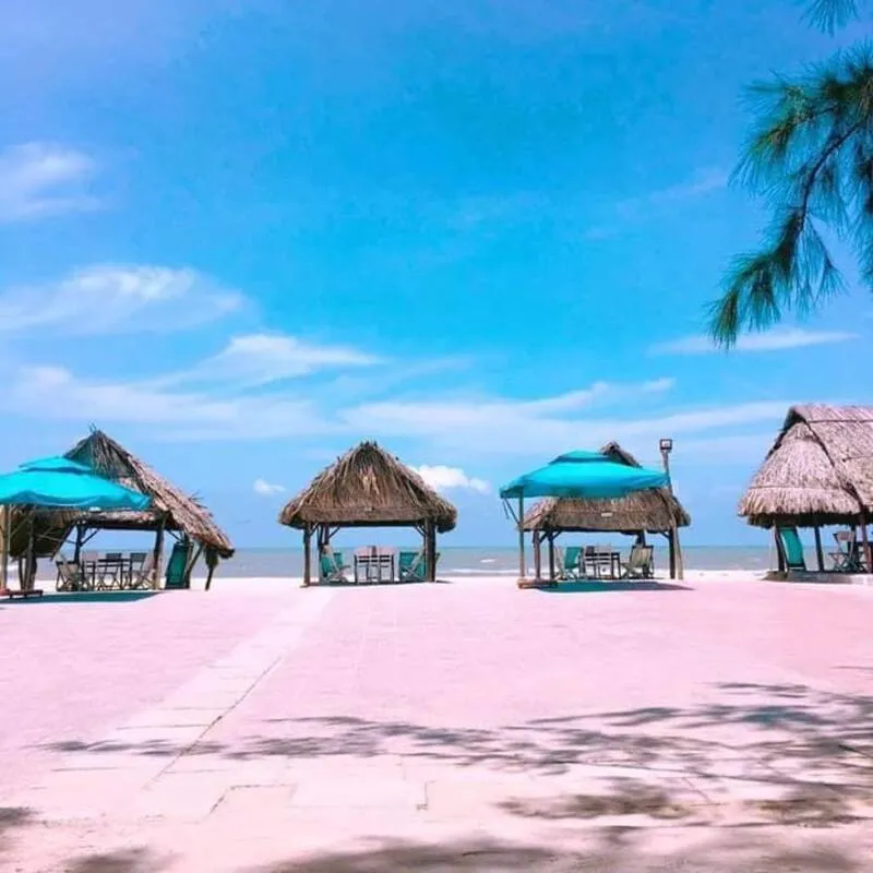 Quán Cây Dương với view biển lộng gió tại Hồ Tràm