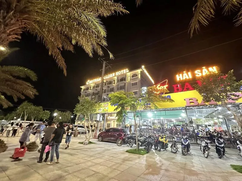 Hải sản bình dân Ba Phi - Quán ăn ngon Hồ Tràm gần ngã tư