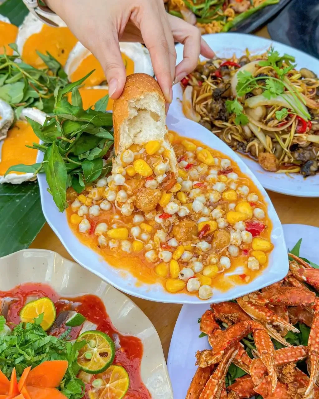 Món ốc đặc sản tại hẻm 89