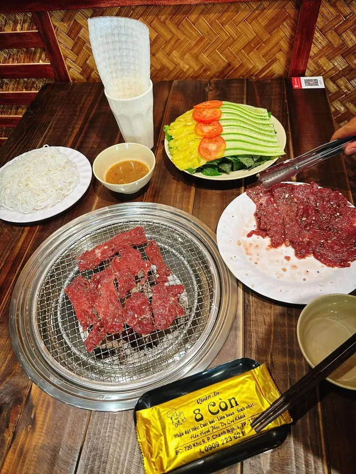 Quán ăn ngon ở Thủ Dầu Một Bình Dương - Lẩu bò nhúng mắm ruốc 8 Còn