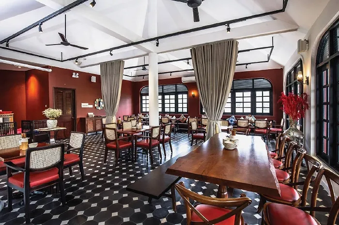 Maison Mận-Đỏ - Không gian hoài cổ lãng mạn