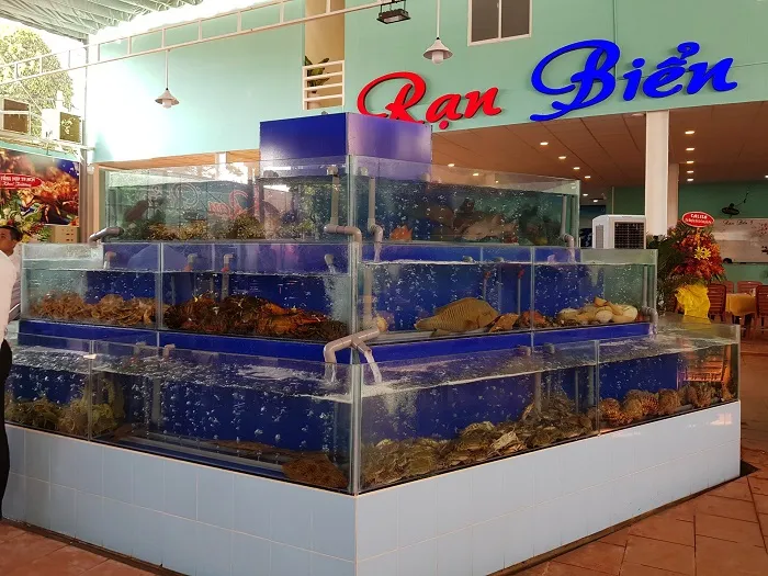 Hải sản Rạn Biển 8 Trần Não