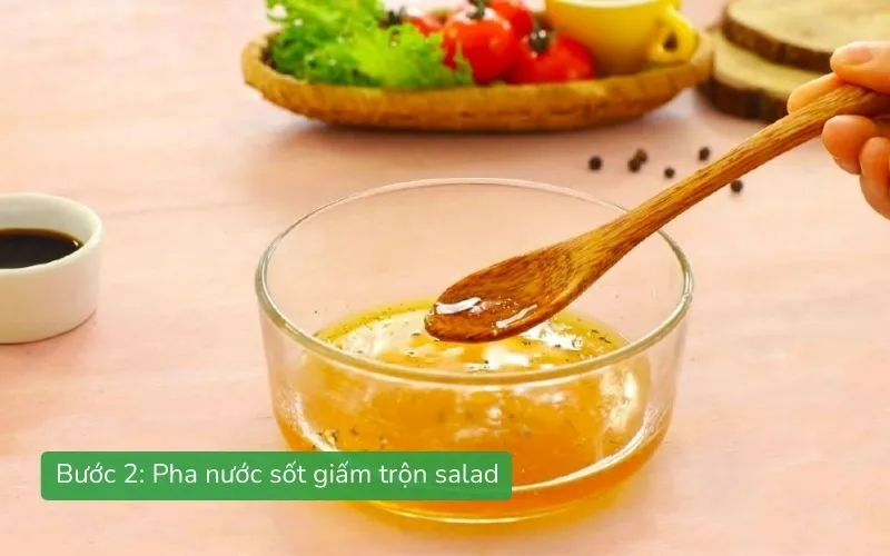 Pha nước sốt giấm trộn salad rau mầm