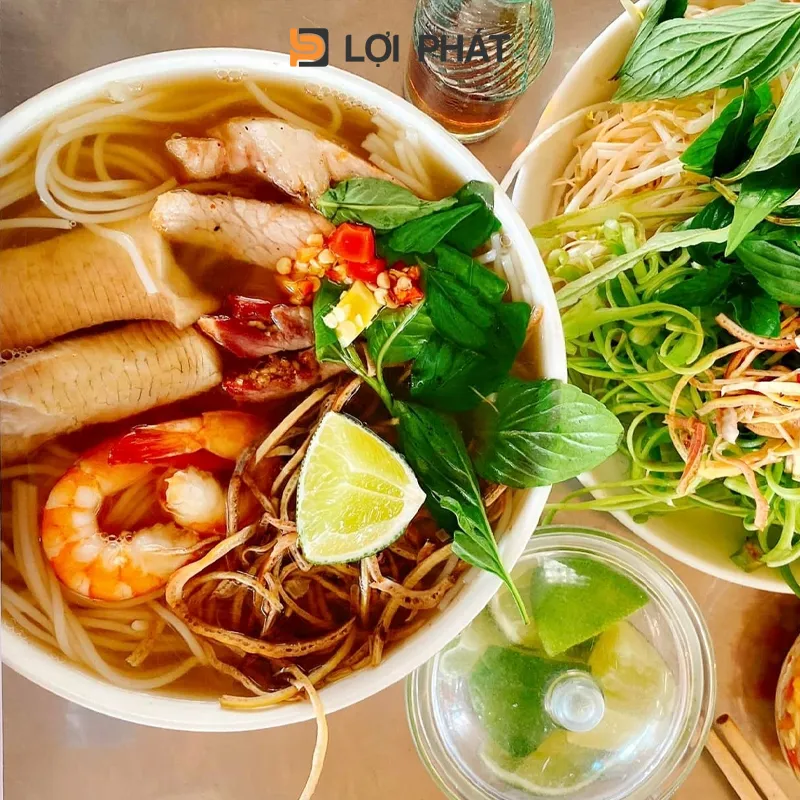 Tô bún nước lèo Trà Vinh đầy hấp dẫn