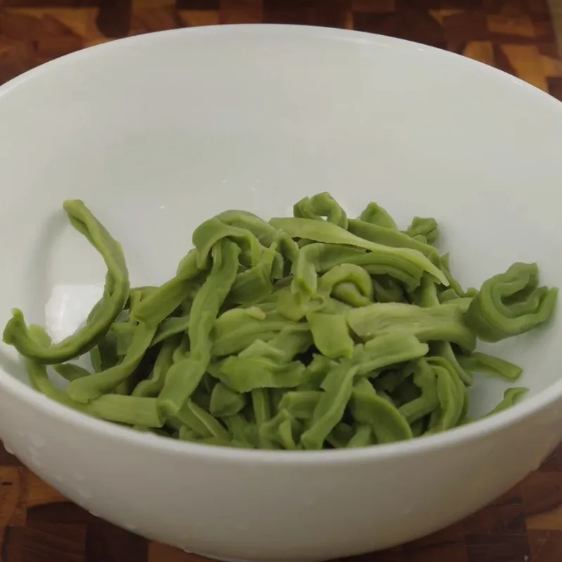 Rau tiến vua khô ngâm nước nở mềm