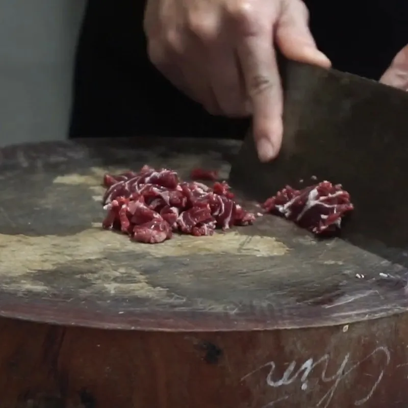 Ưu tiên dùng gừng và rượu để khử mùi bò