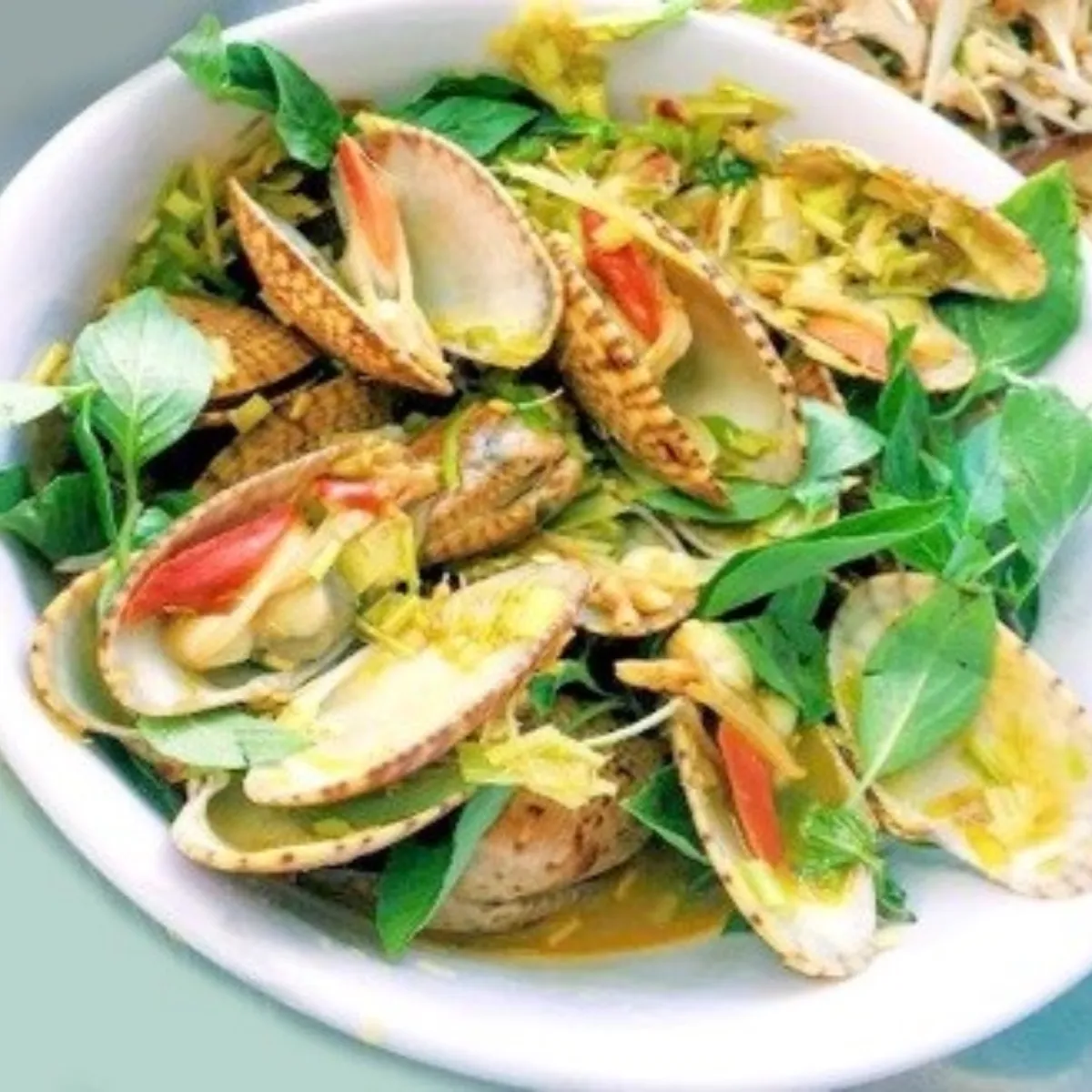 Hương vị béo ngậy của sò lụa xào bơ tỏi cực kỳ lôi cuốn