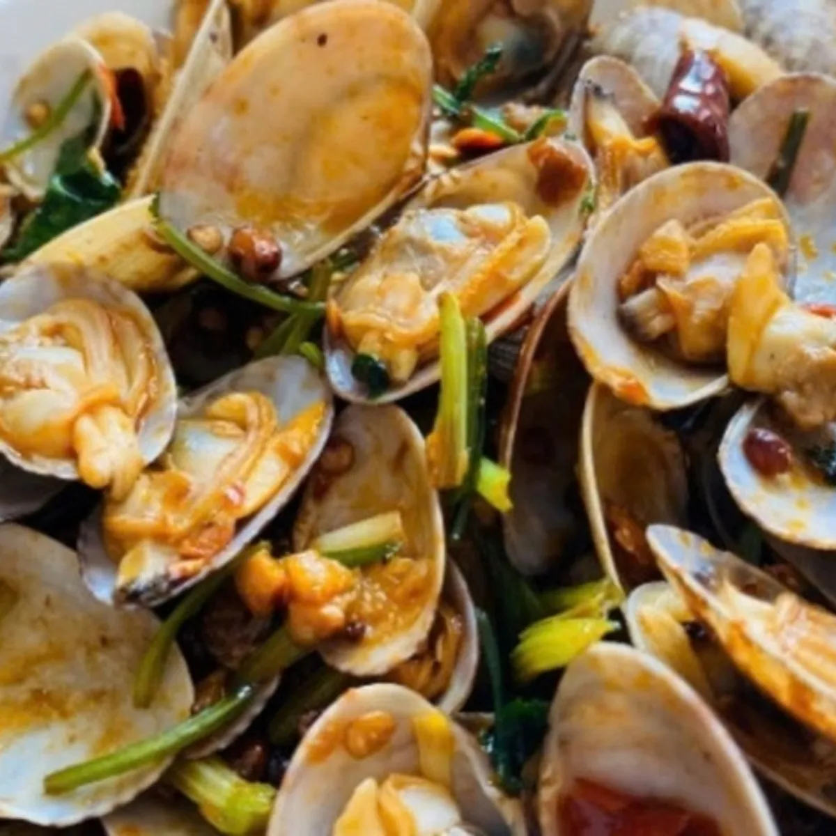 Sò lụa xào me chua ngọt hấp dẫn cho bữa cơm gia đình