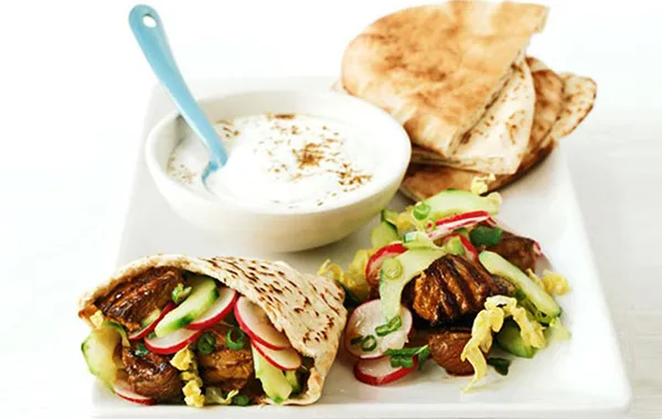 Sốt mayonnaise bánh mì có độ sánh mịn hoàn hảo được làm thủ công