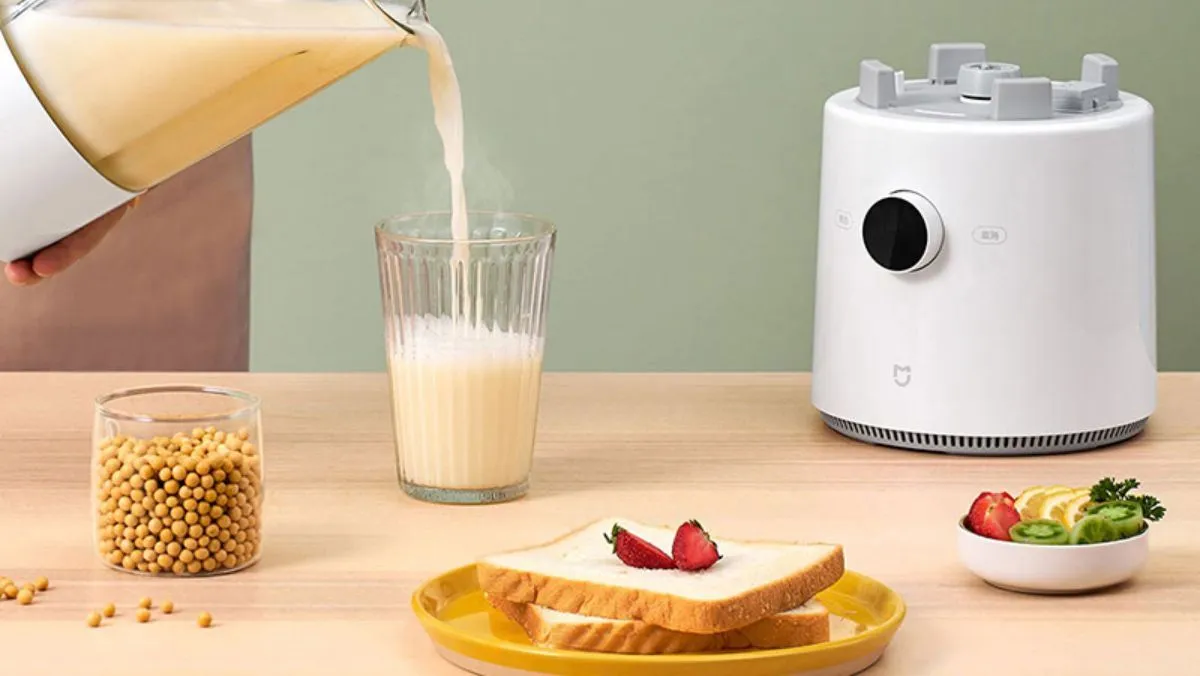 Làm sữa đậu nành bằng máy làm sữa hạt