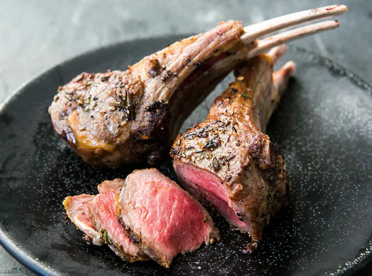 Sườn dê nướng tảng