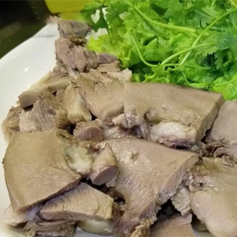 Thành phẩm bát cháo lưỡi heo thơm ngon cho bé yêu