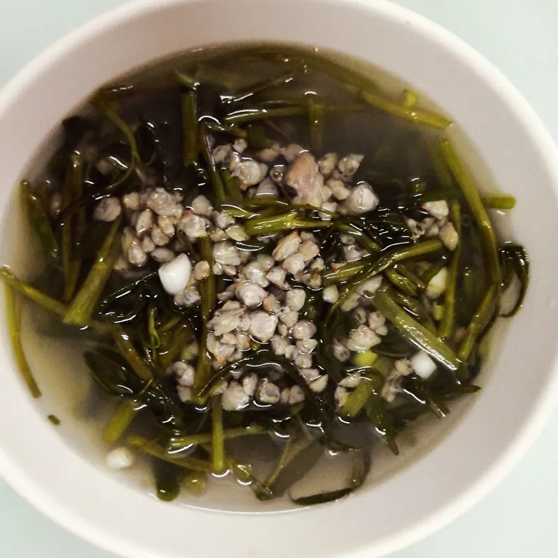 Món canh hến nấu rau muống hoàn chỉnh cực kỳ hấp dẫn