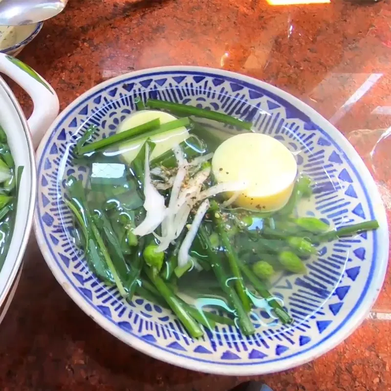 Thành phẩm canh bông hẹ đậu hũ non