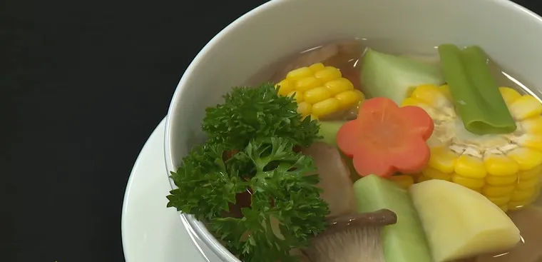 Thành phẩm canh chay rau củ thơm ngon