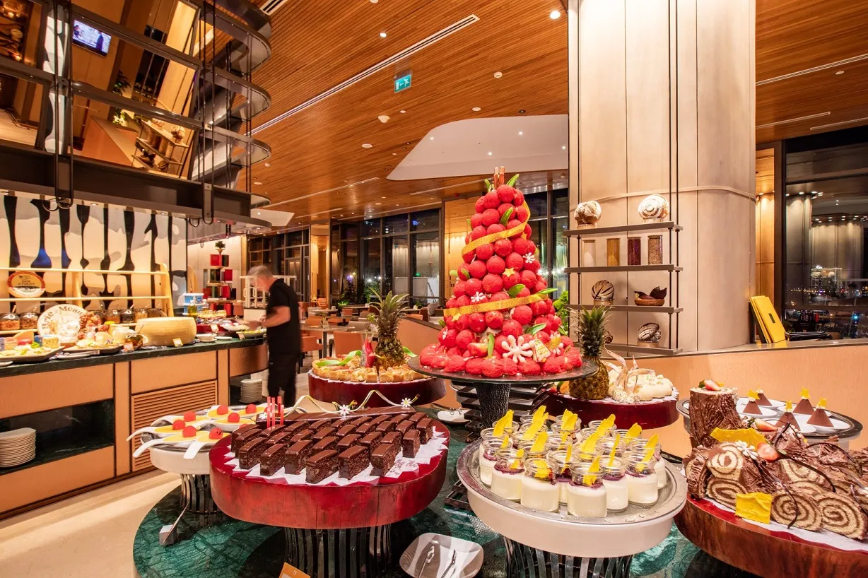 The Square - nhà hàng buffet cao cấp