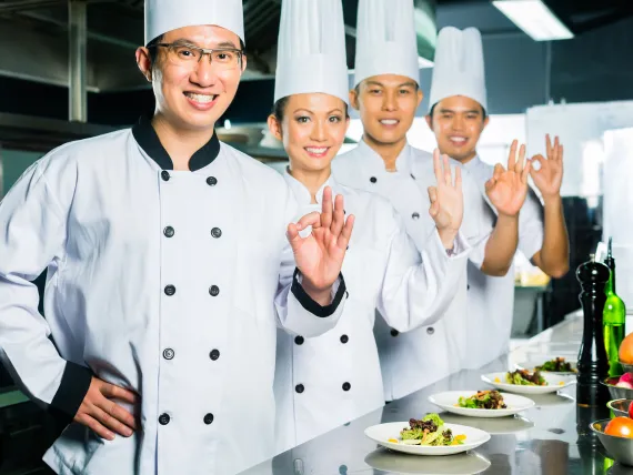 Nên học nghề nấu ăn ở đâu tại Hà Nội?