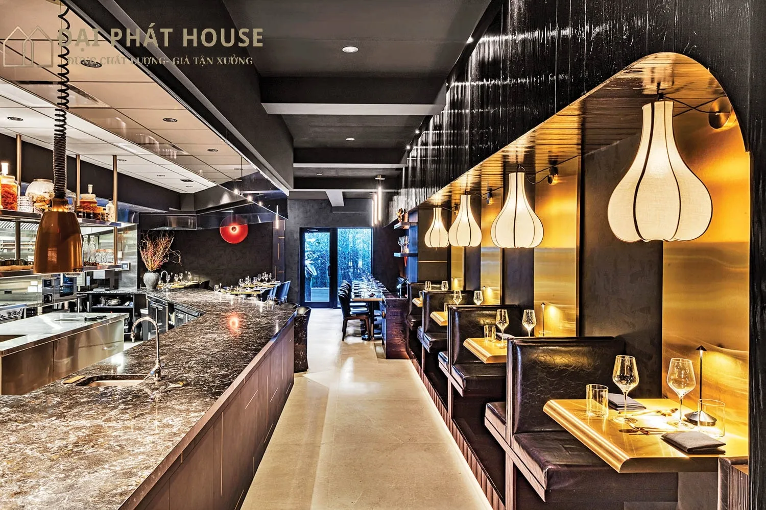 Nhà hàng tổ hợp