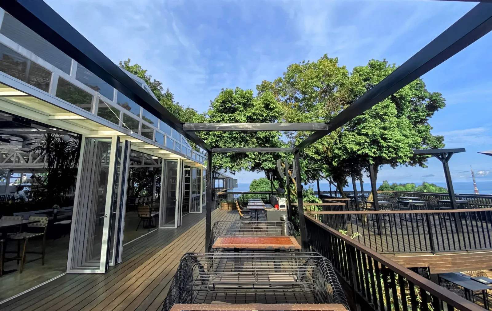 Khu vực bar chuyên nghiệp