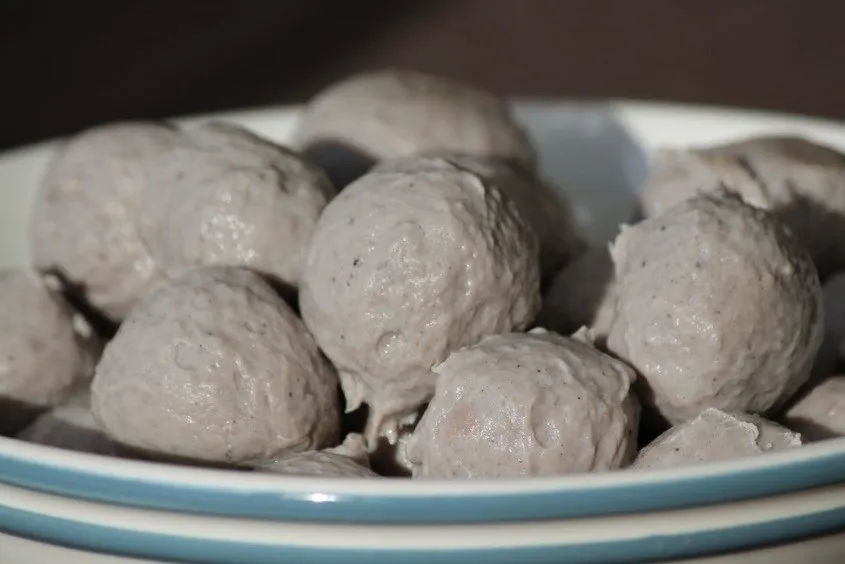 Cách làm bò viên tại nhà cho bà đẻ