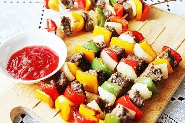 Thịt bò xiên nướng rau củ