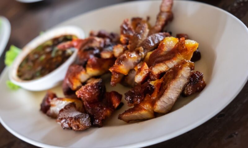 Cách Làm Thịt Heo Sốt Me Chua Ngọt Đậm Đà Chuẩn Vị Tại Nhà
