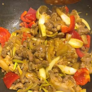 Thịt Lợn Đen Làm Món Gì Ngon? Khám Phá Hương Vị Núi Rừng Đậm Đà