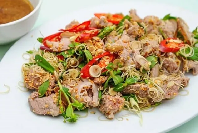 Thịt thỏ xào sả ớt cay nồng hấp dẫn cho bữa cơm ngày lạnh