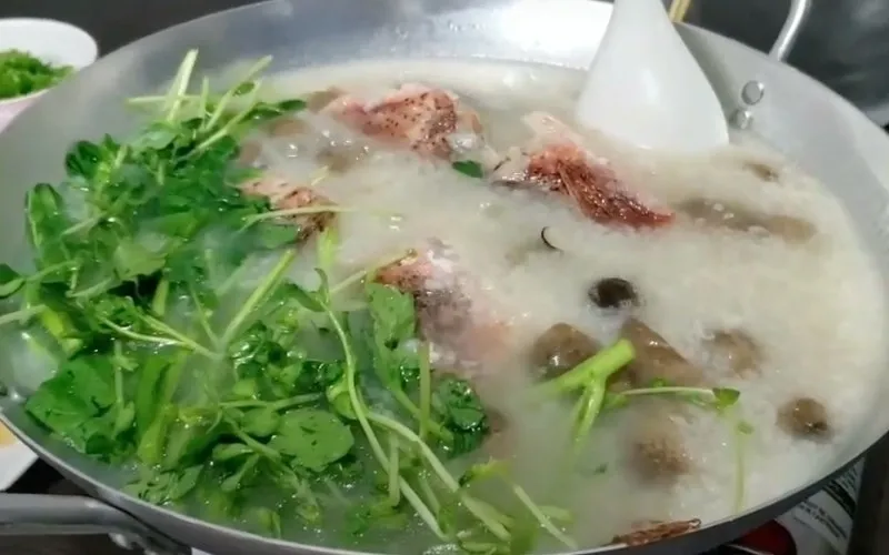 Hình ảnh minh họa món cháo cá mú sau khi hoàn thiện cực kỳ hấp dẫn