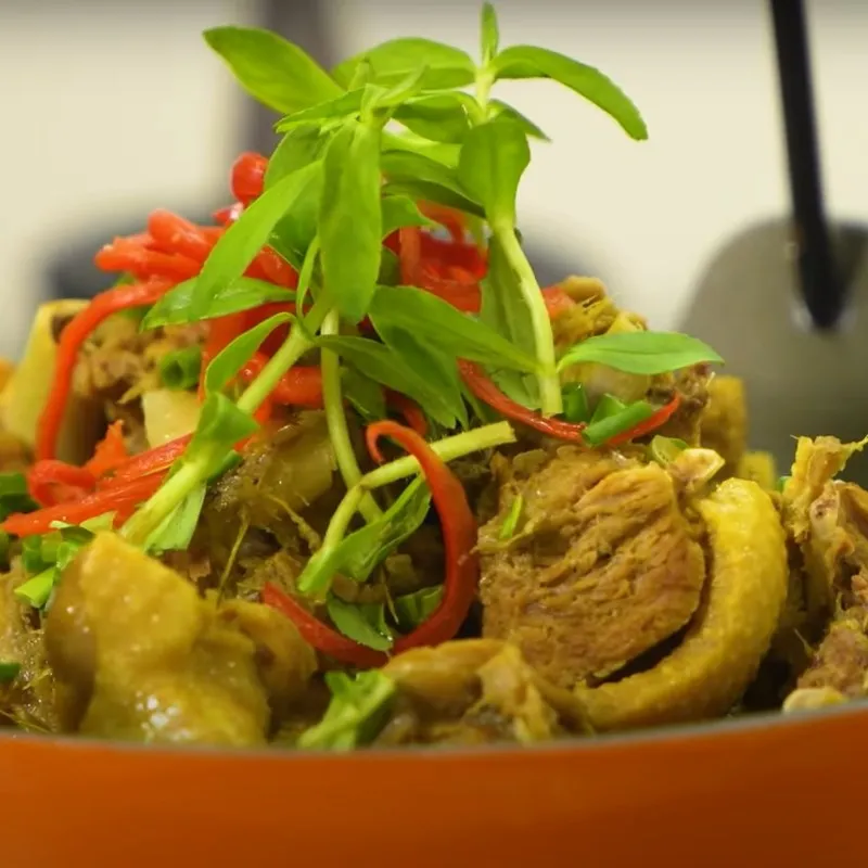 Bước 5: Thưởng thức món Ngan nấu giả cầy