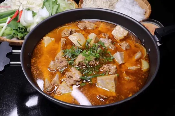 Thưởng thức món vịt nấu chao đậm đà hương vị