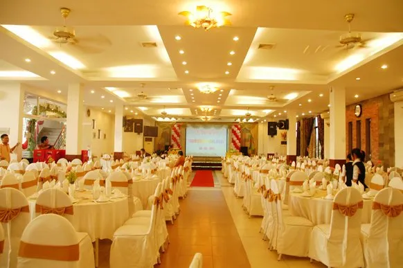 Đội ngũ nhân viên phục vụ chuyên nghiệp tại Tigon