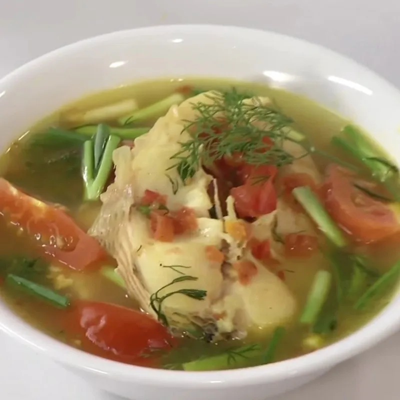 Tô cá chuối om mẻ nóng hổi, hấp dẫn