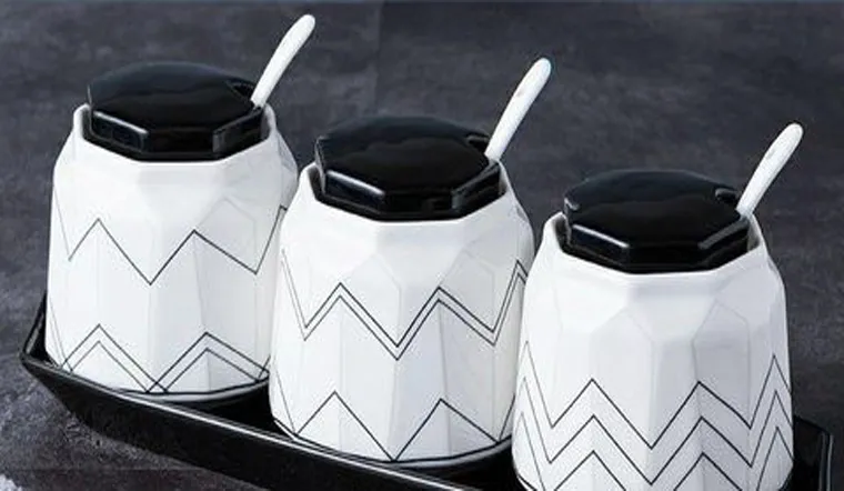 Bộ đựng gia vị thiết kế hình kim cương sang trọng