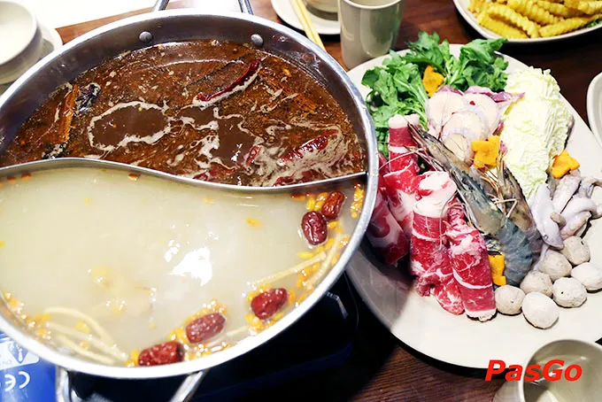 Au Delice Lê Văn Hưu - Nhà hàng Pháp sang trọng với không gian lãng mạn