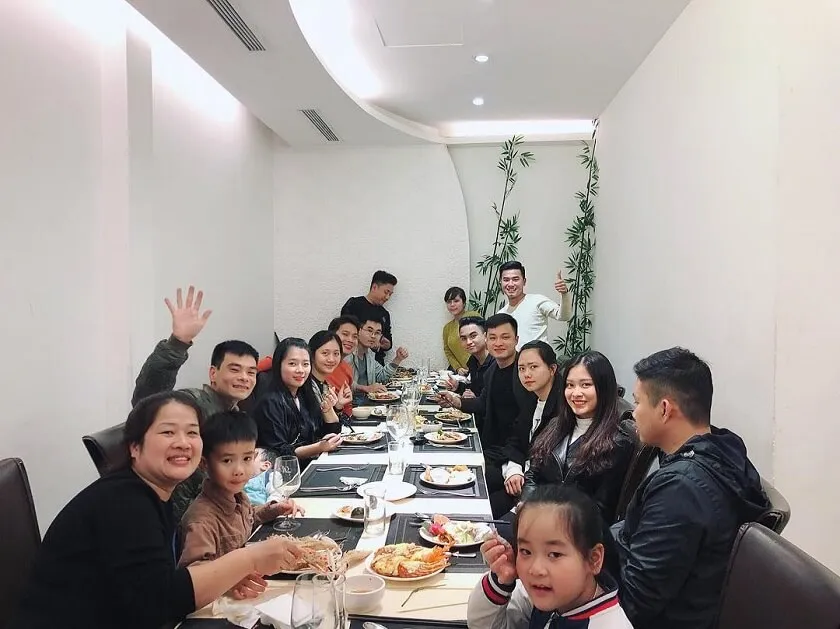 Nhà hàng Buffet Sứ