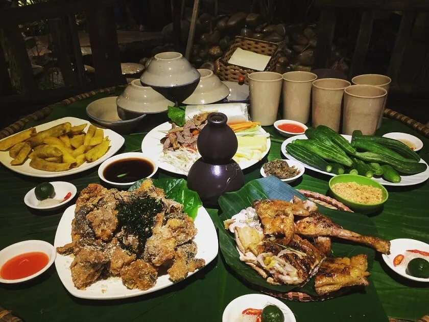 Ẩm thực đồng quê tại Ao Quán