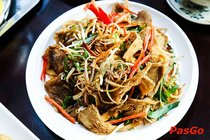 Món ăn chay thanh đạm với nguyên liệu tự nhiên