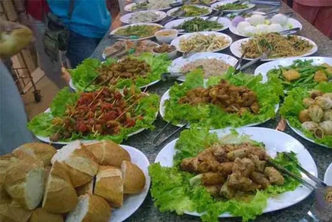 Tiệc buffet chay đa dạng với nhiều món hấp dẫn