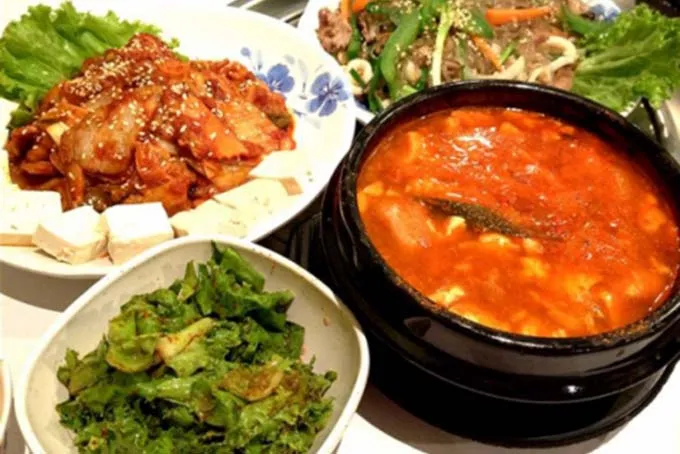 Đủ món ngon cho bạn tha hồ thưởng thức