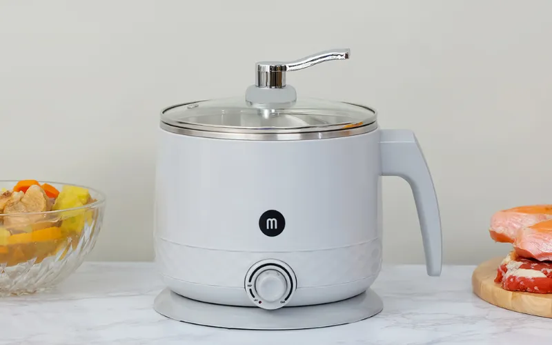 Nồi nấu cháo mini Mishio MK-214 với lòng nồi inox 304 an toàn cho bé
