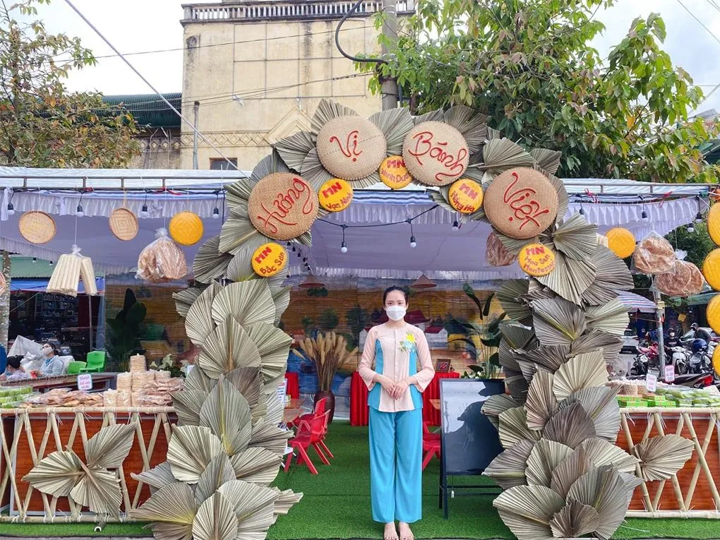 Trang trí gian hàng ẩm thực dân gian